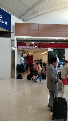 tumi-store-newark-liberty-international-airport